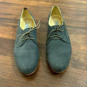 Nisolo gray suede oxfords size 10
